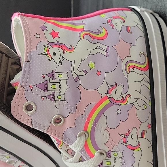 Converse High Top Brand new. - Picture 4 of 12